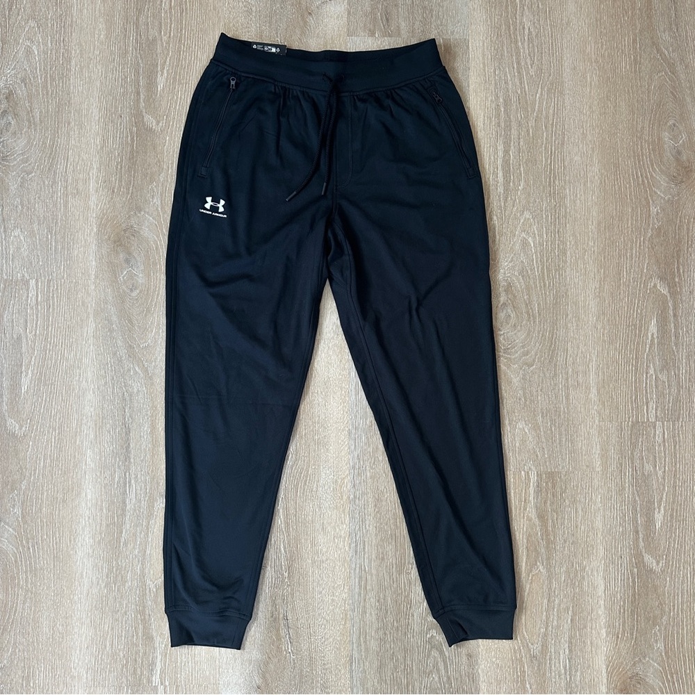 Under Armour Men's Black Jogger Pants NWT